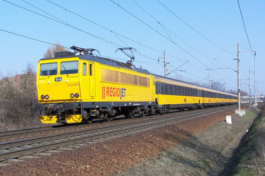 162.113 na IC 1010 Regiojet Havíov - Praha