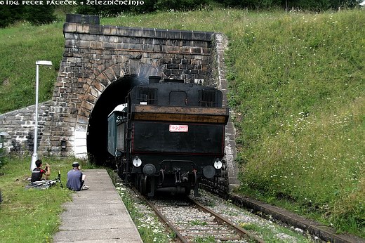 Parný vlak