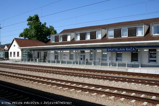 Železničná stanica Bratislava-Rača